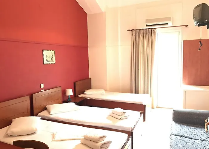 Aegli Hotell 3*
